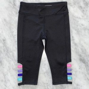 Idealogy Capri Stretch Leggings